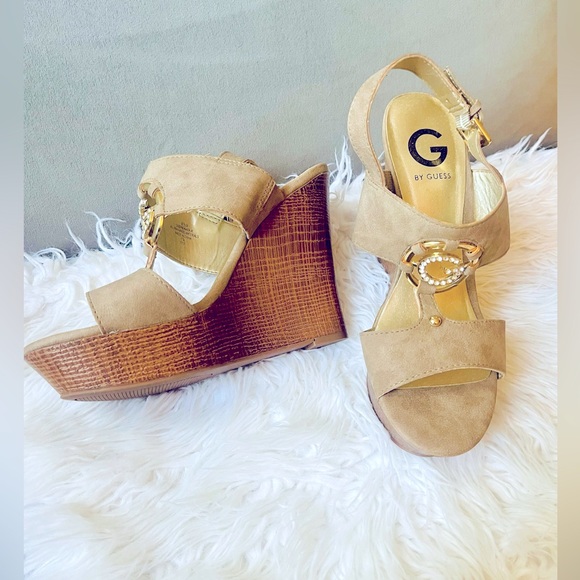 G By Guess Dreamer Wedge Sandals Tan Strappy Heeled. - Picture 4 of 6